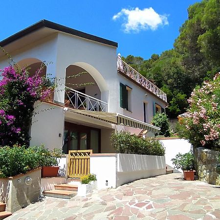 Villa Tra Mare E Bosco Nella Splendida Quercianella Extérieur photo