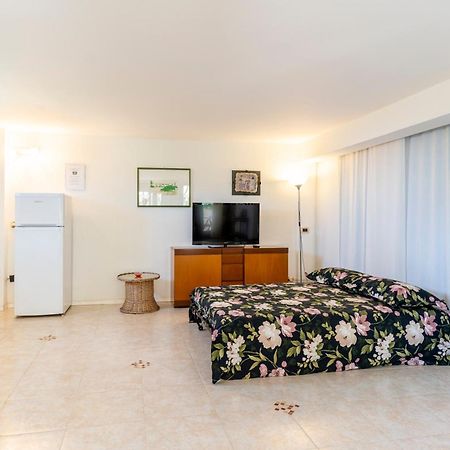 Villa Tra Mare E Bosco Nella Splendida Quercianella Extérieur photo